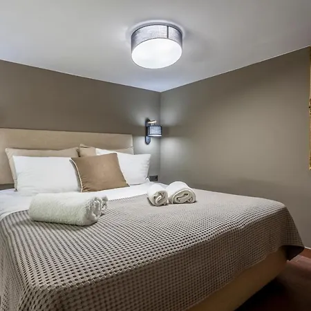 Irini Loft Apartment